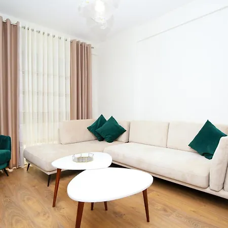 Lili Suites