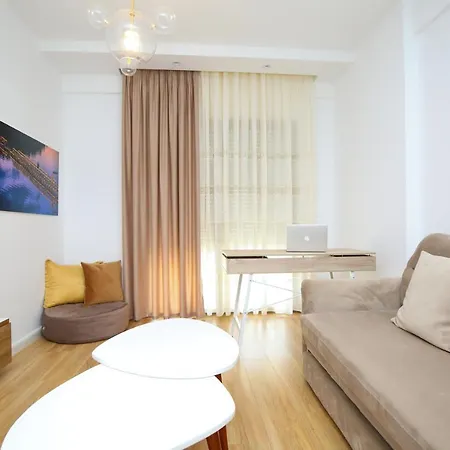 Lili Suites *